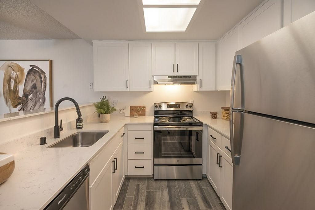 A sparkling clean Las Vegas kitchen after a Desert Valley Maid Service cleaning